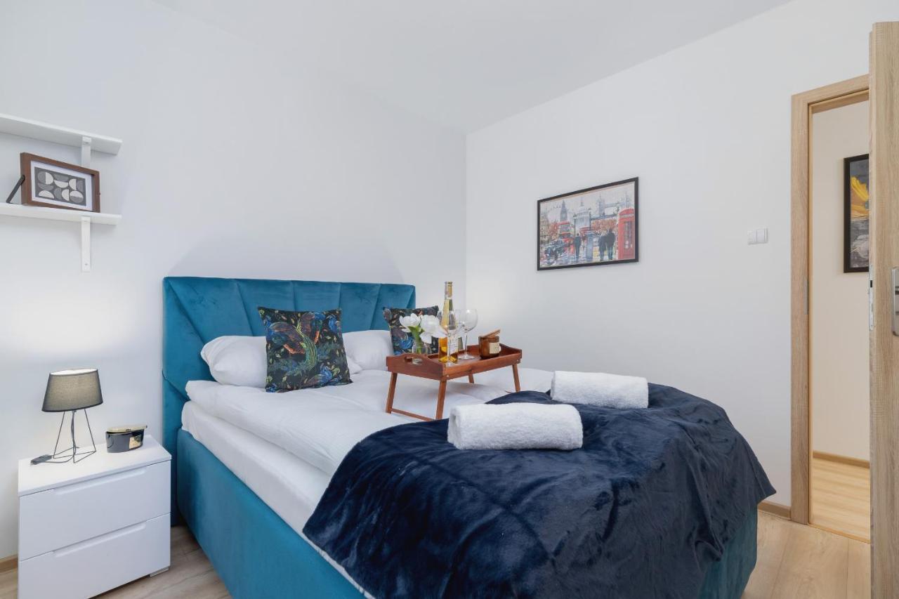 Bunscha Apartment Debniki Cracow By Noclegi Renters Krakow Dış mekan fotoğraf
